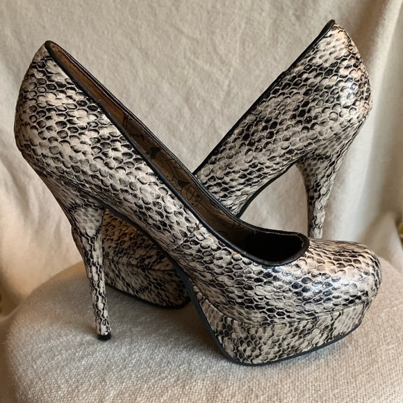 Dollhouse Shoes - Dollhouse platform heels